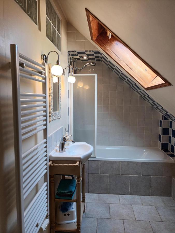 Le Logis Du Pressoir Self Catering Gites In Beautiful 18Th Century Estate In The Heart Of The Loire Valley With Heated Pool And Extensive Grounds. Les Bois-d'Anjou Extérieur photo